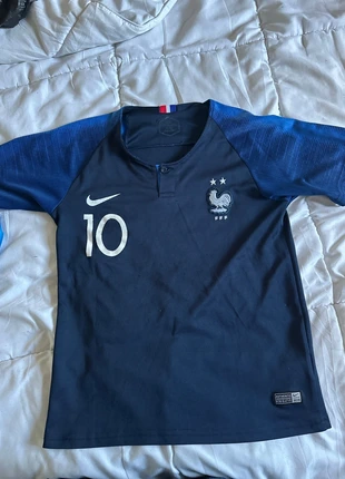 Maillot de foot PSG, marque: Paris Saint-Germain, état: Satisfaisant, taille: 11 ans / 146 cm, 4,99 €, 5,94 € Protection acheteurs incluse