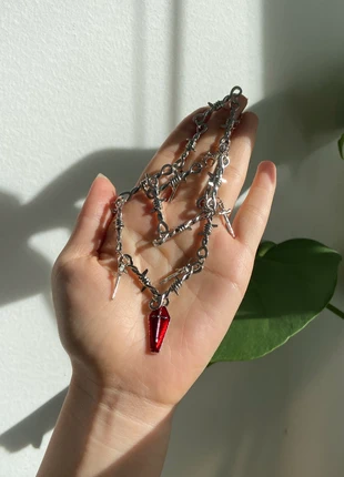 Necklace steel chain with red cross pendant, brand: NO LABEL, condizioni: Nuovo senza cartellino, €8.99, €10.14 include la Protezione acquisti