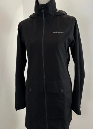 Veste de pluie noire Didriksons - modèle Bea - taille S, brand: Didriksons, condizioni: Nuovo senza cartellino, taglia: S / IT 40 / EU 36, €85.00, €89.95 include la Protezione acquisti Pro