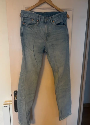 jean slim bleu clair, brand: H&M, condizioni: Buone, taglia: IT 32 | W23, €3.00, €3.85 include la Protezione acquisti