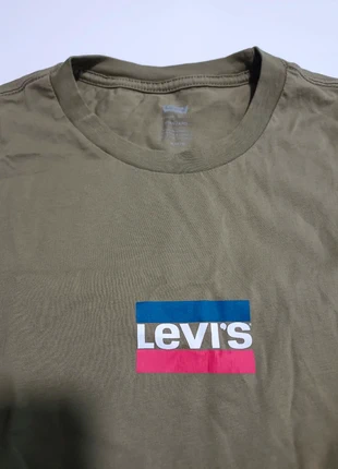 Camiseta Levis talla M, marque: Levi's, état: Neuf sans étiquette, taille: M, 12,00 €, 13,30 € Protection acheteurs incluse