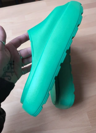 Paire de claquettes compensées, zustand: Neu, größe: 41, 6,00 €, 7,00 € inklusive Vinted-Käuferschutz