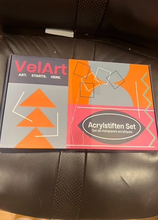 VelArt Acrylic Marker Set (24 pcs) + Marker Pad A5 – New, merk: velart, staat: Nieuw met prijskaartje, € 18,00, € 19,60 inclusief Kopersbescherming