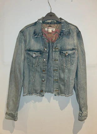 H&M x Coachella cropped gray detail denim jacket, brand: H&M, condition: Very good, size: M / 38 / 10, €10.00, €11.20 includes Buyer Protection