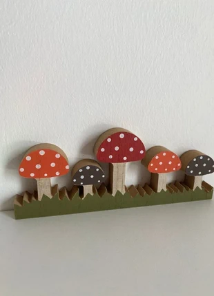 Décoration d'automne champignons en bois, staat: Heel goed, € 3,99, € 4,89 inclusief Kopersbescherming