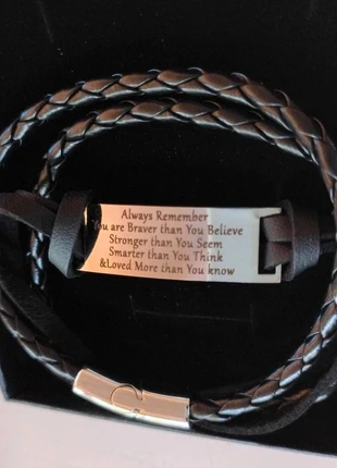 Bellissimo bracciale motivazionale in pelle intrecciata da uomo con dettagli in acciaio, état: Neuf sans étiquette, 8,50 €, 9,63 € Protection acheteurs incluse