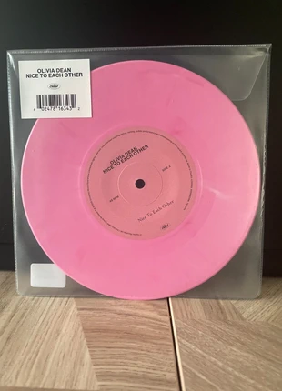 Olivia Dean - Nice To Each Other, condition: New with tags, €34.00, €36.40 includes Buyer Protection