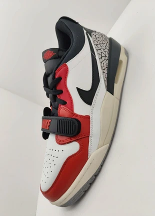 Sneakers Nike air Jordan Legacy 312 Low varsity red taille 46 neuves, marke: Nike, zustand: Neu, mit Etikett, größe: 46, 95,00 €, 100,45 € beinhaltet Vinted-Käuferschutz Pro