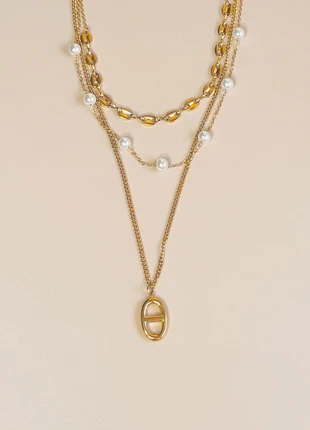 Collier multi-rangs doré en acier inoxydable, Chaînes, maillons et perles blanches, staat: Nieuw zonder prijskaartje, € 14,00, € 15,40 inclusief Kopersbescherming