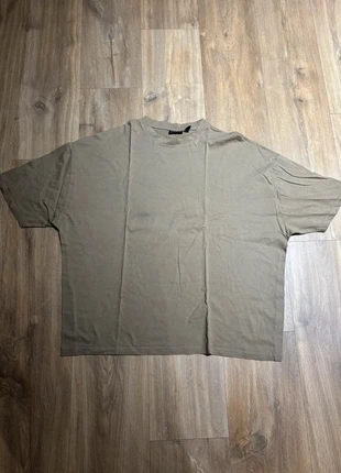 T-shirt ASOS Oversize, marque: ASOS, état: Neuf sans étiquette, taille: L, 5,00 €, 5,95 € Protection acheteurs incluse