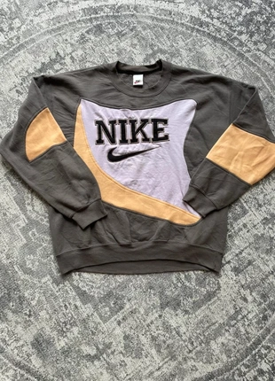 Pull sweatshirt sweater trui Nike rework Vintage, marque: Nike, état: Très bon état, taille: M / 38 / 10, 30,00 €, 32,20 € Protection acheteurs incluse