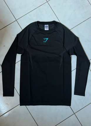 Gymshark Onyx 5.0 Seamless Long Sleeve T-Shirt Black, marque: Gymshark, état: Neuf avec étiquette, taille: M, 80,00 €, 84,70 € Protection acheteurs incluse