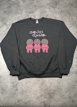 Pull crowneck noir Gildan imprimé Squid Game - size M, marke: Vintage Dressing, zustand: Sehr gut, größe: M / 38 / 10, 4,90 €, 5,85 € inklusive Vinted-Käuferschutz