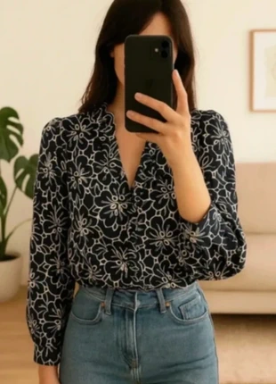 ++Sézane++ Bluse Mathilde Ecru/Marine Gr. 34 Floral chic, merk: Sézane, staat: Heel goed, maat: XS / 34 / 6, € 80,00, € 84,70 inclusief Kopersbescherming