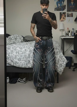 Jean flare Unique Streetwear Y2k M, marque: y2k, état: Neuf sans étiquette, taille: M, 52,00 €, 55,30 € Protection acheteurs incluse