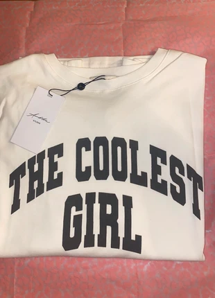 T-shirt met “The Coolest Girl” nieuw one size, marque: AMBIKA, état: Neuf avec étiquette, taille: Taille unique, 18,00 €, 19,60 € Protection acheteurs incluse