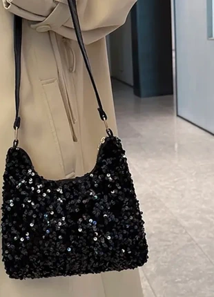Sac noir à paillettes – Accessoire brillant et élégant pour vos soirées, brand: CHIC, condizioni: Nuovo senza cartellino, €12.00, €13.30 include la Protezione acquisti
