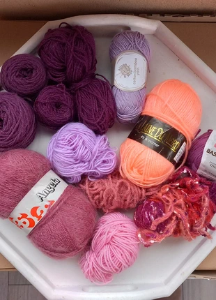 Lot pelotes roses et violettes, marque: LAINE, état: Très bon état, 7,00 €, 8,05 € Protection acheteurs incluse