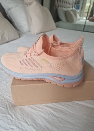 Basket Fashion T.39, merk: Fashion, staat: Heel goed, maat: 39, € 8,00, € 9,10 inclusief Kopersbescherming