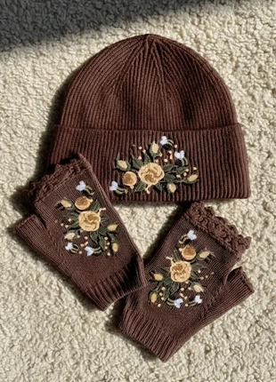 Ensemble bonnet & mitaines marron brodés – style bohème chic, brand: Lasso Moon, condition: Very good, size: One size, €34.99, €37.44 includes Buyer Protection