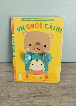 Livre marionnette un gros câlin, état: Très bon état, 3,00 €, 3,85 € Protection acheteurs incluse