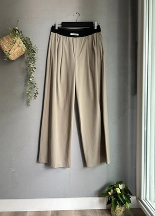 Pantalon beige à taille haute élastique noire – Taille L, brand: Bershka, condition: Very good, size: L / 40 / 12, €17.00, €18.55 includes Buyer Protection