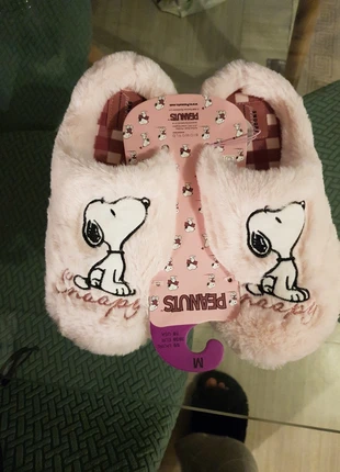 Pantoufle, marque: Peanuts, état: Neuf avec étiquette, taille: 39, 12,00 €, 13,30 € Protection acheteurs incluse