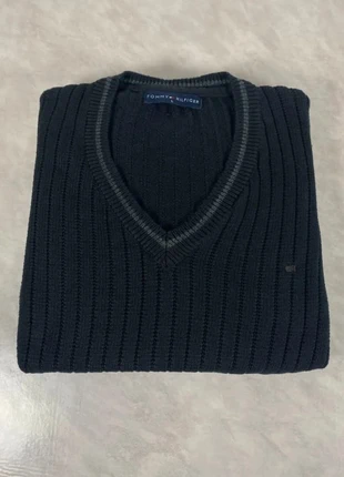 Pull Tommy Hilfiger col V – maille côtelée épaisse – noir et gris – taille L homme Code 041N, brand: Tommy Hilfiger, condizioni: Ottime, taglia: L / IT 44 / EU 40, €28.00, €30.10 include la Protezione acquisti Pro