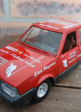 Bburago burago fiat regata au 1/24, merk: Bburago, staat: Heel goed, maat: Universeel, € 39,00, € 41,65 inclusief Kopersbescherming