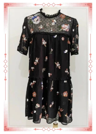 Robe Zara oversize manches courtes crew neck brodée fleur noir Taille XS, brand: Zara Woman, condition: Very good, size: XS / 34 / 6, €5.90, €6.90 includes Buyer Protection