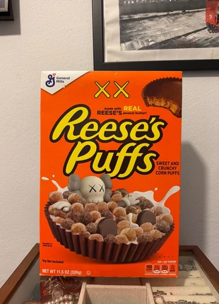 Reeses Puffs x Kaws, marque: Kaws, état: Neuf sans étiquette, 21,00 €, 22,75 € Protection acheteurs incluse