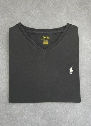 T-shirt Uni Col en V Manche Courte Ralph Lauren | Taille M | Gris Logo Brodé Blanc, marca: Ralph Lauren, estado: Muito bom, tamanho: M, €12.00, €13.30 inclui Proteção do Comprador