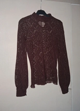 Kanten truitje prachtige bordeaux kleur, staat: Nieuw zonder prijskaartje, maat: S / 36 / 8, € 5,00, € 5,95 inclusief Kopersbescherming