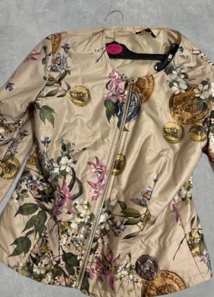 floral zip jacket, marca: Alfonso Ray, estado: Novo com etiquetas, tamanho: S / 36 / 8, €10.00, €11.20 inclui Proteção do Comprador