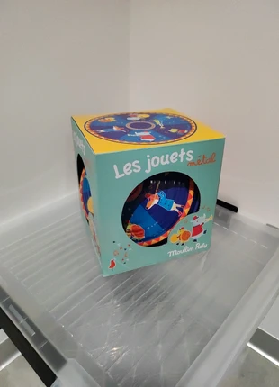 Grande toupie, merk: Moulin Roty, staat: Heel goed, maat: 24-36 maanden / 92 cm, € 6,00, € 7,00 inclusief Kopersbescherming