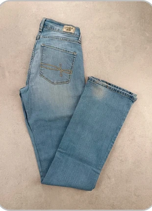 Pantalon Jean Levi's Denizen / taille mi-basse coupe bootcut / bleu clair taille 32 FR femme, marke: Levi's, zustand: Gut, größe: XXS / 32 / 4, 9,00 €, 10,15 € beinhaltet Vinted-Käuferschutz Pro