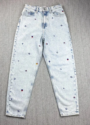 Jean Tommy Hilfiger Mom Ultra high Rise Tappered brodé multilogos denim clair femme W26 L30 S 480, marque: Tommy Hilfiger, état: Très bon état, taille: S / 36 / 8, 39,90 €, 42,60 € Protection acheteurs incluse