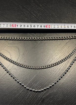 Zilverkleurige ketting met meerdere lagen zak portomonnee, merk: Alternative, staat: Heel goed, € 5,00, € 5,95 inclusief Kopersbescherming