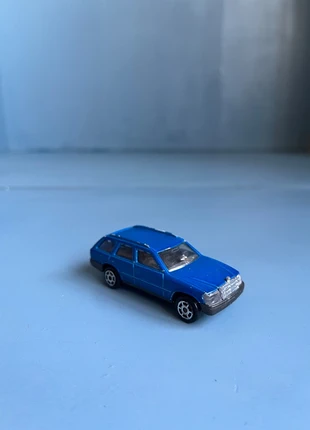 Majorette Mercedes 300 TE blu – modellino vintage 1/56 diecast, ottime condizioni, marke: Majorette, zustand: Sehr gut, größe: Einheitsgröße, 2,50 €, 3,33 € inklusive Vinted-Käuferschutz