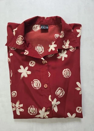 Chemise ELVI hawaïenne rouge fleurie – Taille L – 100 % polyester, marque: Elvi, état: Très bon état, taille: L, 13,00 €, 14,35 € Protection acheteurs incluse