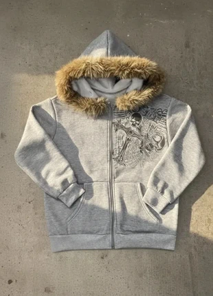 Sweat à capuche gris avec fourrure – style Y2K street, marque: Solar®, état: Très bon état, taille: M, 57,90 €, 61,50 € Protection acheteurs incluse
