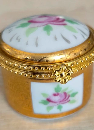Pilulier, boite porcelaine - Roses & Or - Collection, brand: Collection, condition: Very good, €8.00, €9.10 includes Buyer Protection