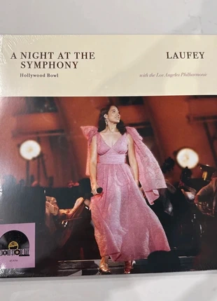 Laufey A Night At The Symphony: Hollywood Bowl RSD Vinyl Record 2xLP Brand New, zustand: Neu, mit Etikett, 65,00 €, 68,95 € inklusive Vinted-Käuferschutz