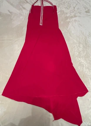 Ruby Night – Red Glam Dress with Shimmer Straps, marca: Primo Piano, estado: Novo sem etiquetas, tamanho: M / 38 / 10, €10.00, €11.20 inclui Proteção do Comprador