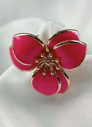 Bague doré ajustable en acier inoxydable Fleur, marca: La Boutique, estado: Novo sem etiquetas, tamanho: Ajustável, €10.00, €11.20 inclui Proteção do Comprador