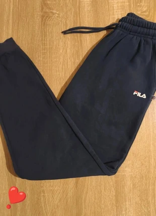 Jogging FILA Classics bleu marine – Taille XS 🔵, brand: FILA, condition: Very good, size: XS, €10.00, €11.20 includes Buyer Protection
