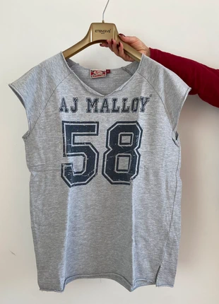 Canotta AJ Malloy - Sporty streetwear, brand: A.J. Malloy, condizioni: Nuovo senza cartellino, taglia: XL, €10.00, €11.20 include la Protezione acquisti