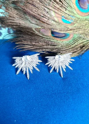 Boucles d'oreilles strass argenté brillant neuf, marque: Strass, état: Neuf sans étiquette, 5,50 €, 6,48 € Protection acheteurs incluse