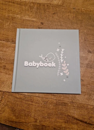 Babyboek, brand: merkloos, condizioni: Nuovo senza cartellino, €2.00, €2.80 include la Protezione acquisti