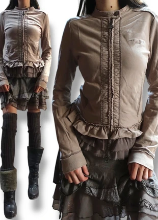 Ruffled Crown Dune Vest, marke: Eternal Armor Shop, zustand: Sehr gut, größe: M / 38 / 10, 58,00 €, 61,60 € beinhaltet Vinted-Käuferschutz Pro